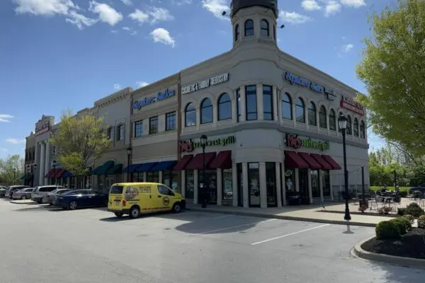 Chamberlain Pointe Store front property management