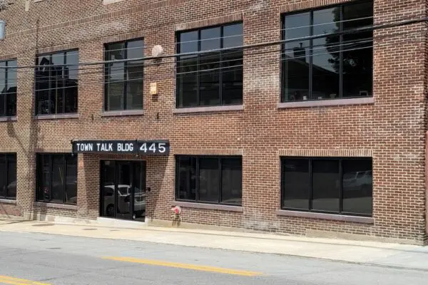 445 Baxter Town Talk Building Entrance
