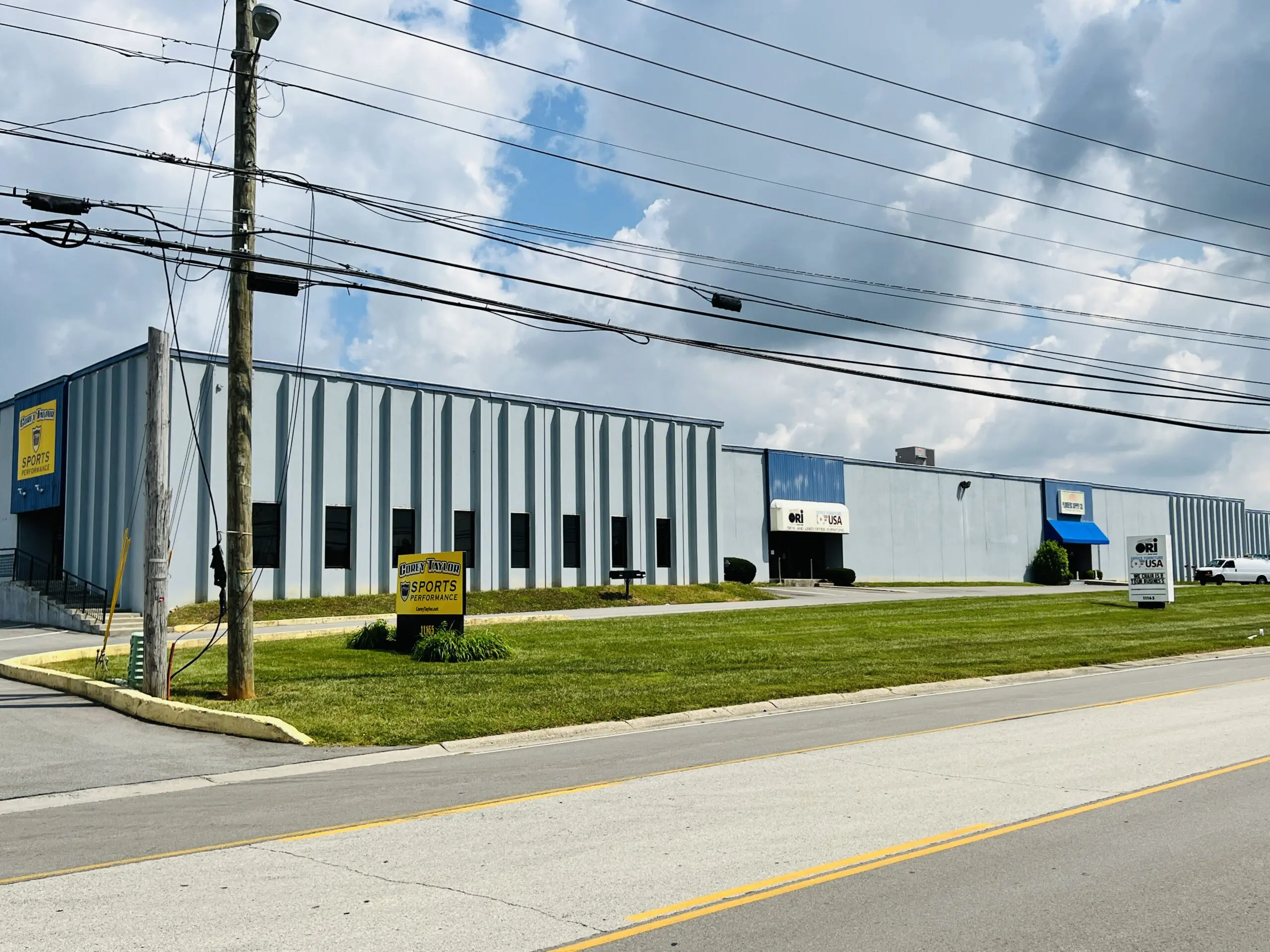 Plumbers Supply Building