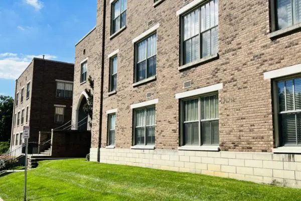 Side of Belknap Condos Front Entrance