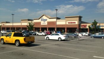 Kroger and Retail property management Louisville, KY
