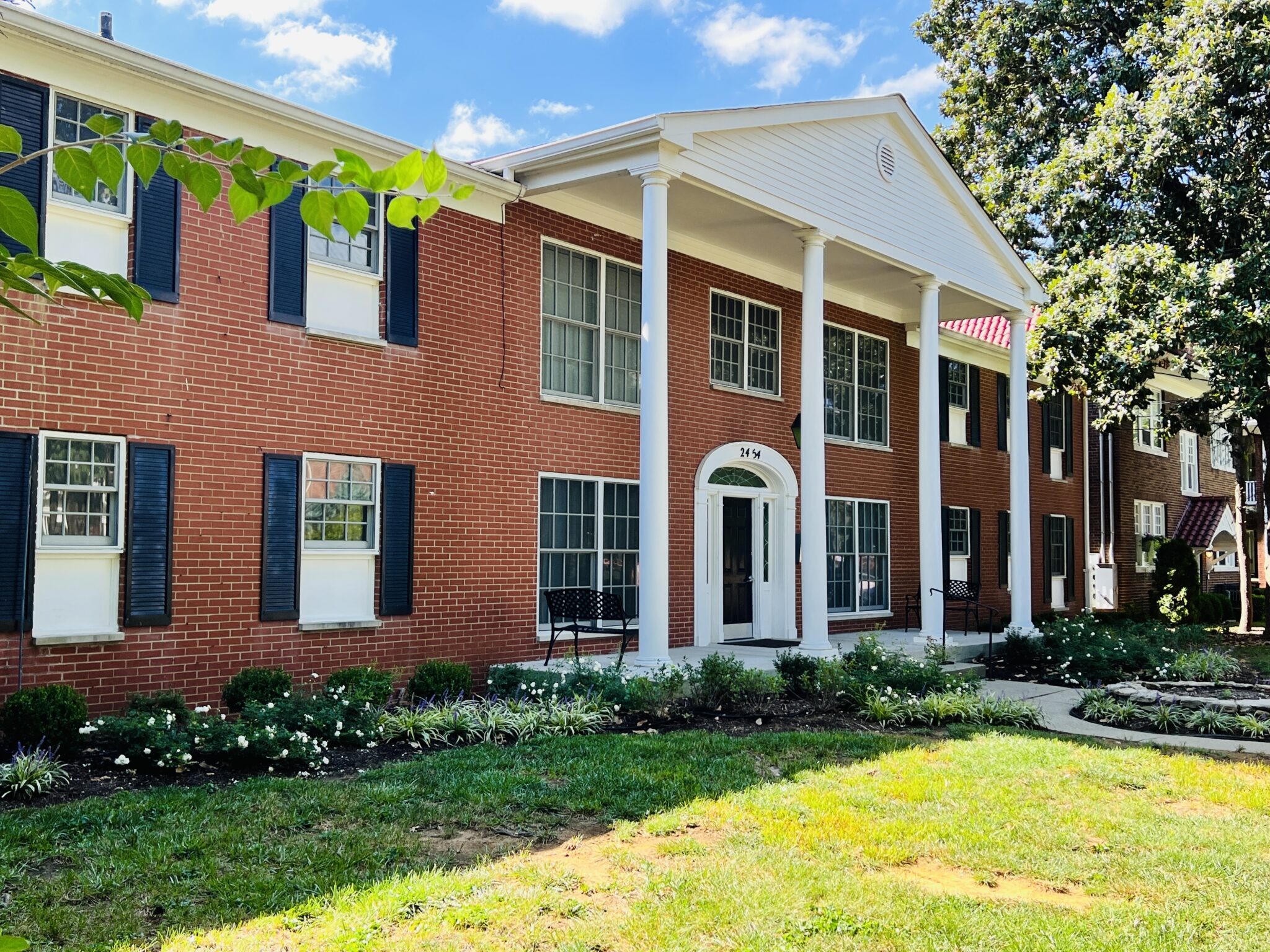 Condominium Properties EVANS PROPERTY MANAGEMENT